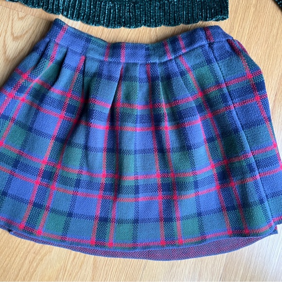 Tommy Bahama Sweater and Skirt (and headband) Set - Picture 2 of 5